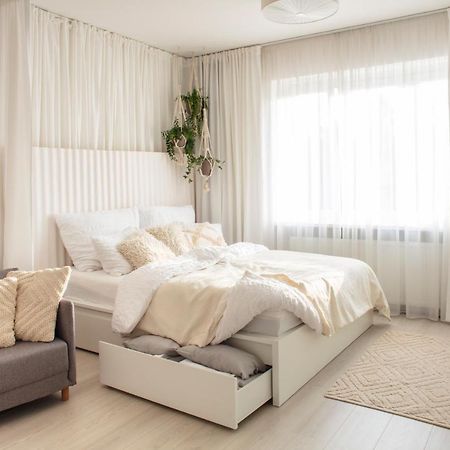 Light Room By Zoom Apartments Bratislava Eksteriør billede